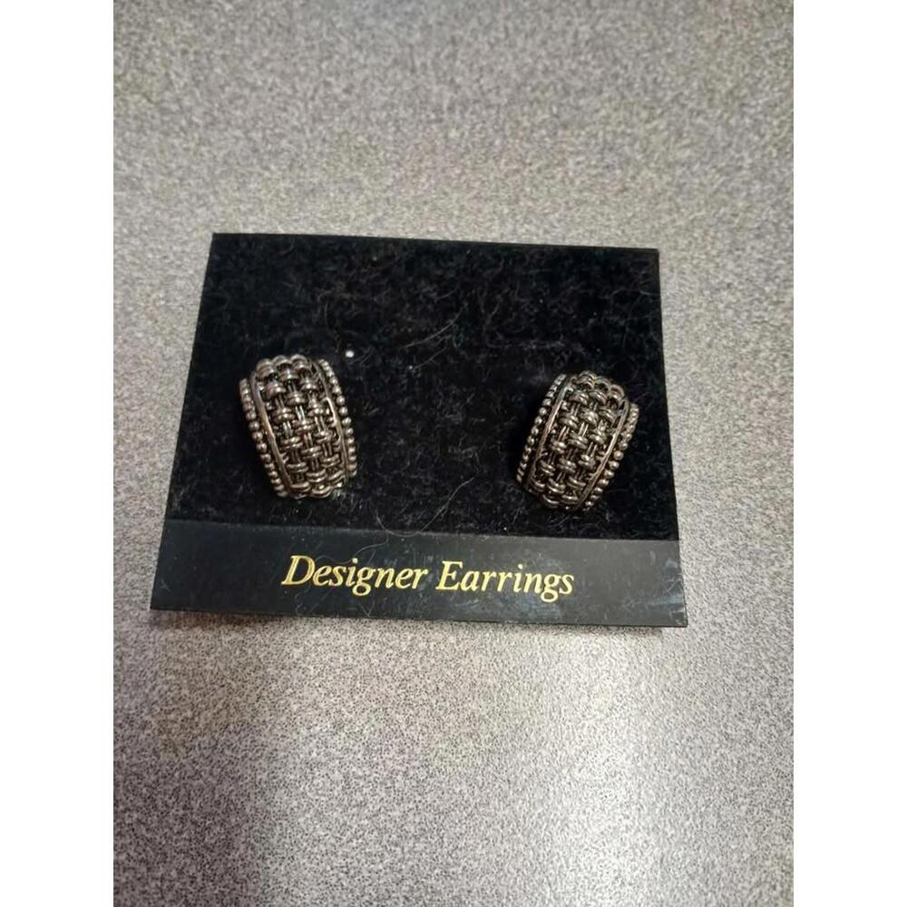 Vintage Clip On Earrings‎ Silver Tone Small Basketweave J Hoop Textured